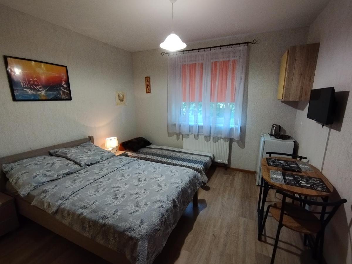 Dom Wczasowy 250M Od Morza 야로수아비크 외부 사진